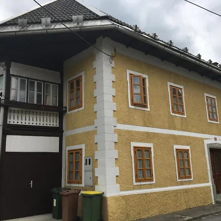 펜션 The 1882 Old House Vodnikova *
