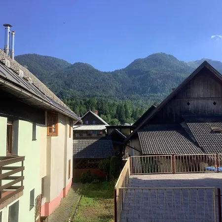 The 1882 Old House Vodnikova Сasa de vacaciones Bohinj