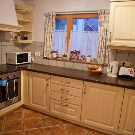 Сasa de vacaciones The 1882 Old House Vodnikova