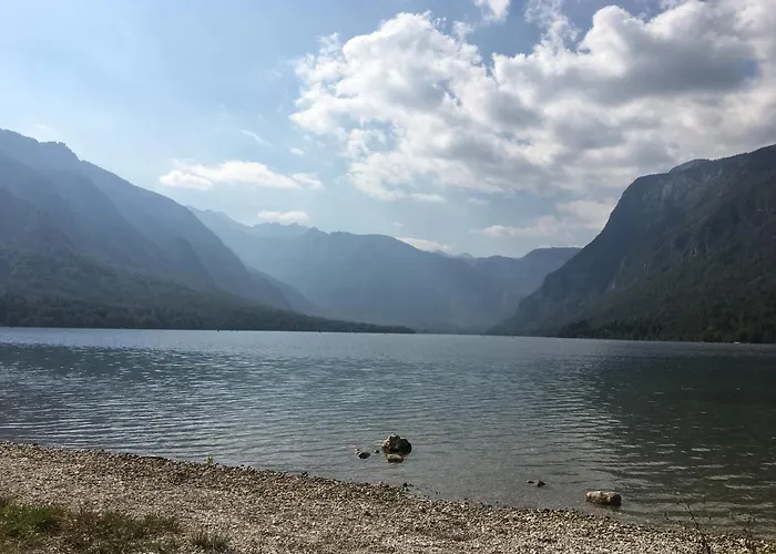 The 1882 Old House Vodnikova Ferienhaus