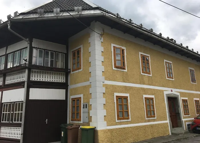 Ferienhaus The 1882 Old House Vodnikova *