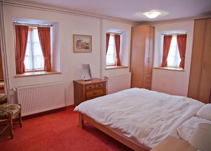 The 1882 Old House Vodnikova